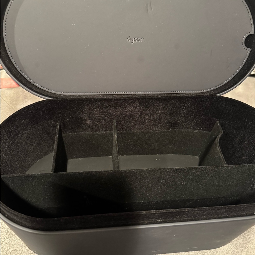 Dyson Airwrap Organizer Case Blue Magnetic - Picture 5 of 8